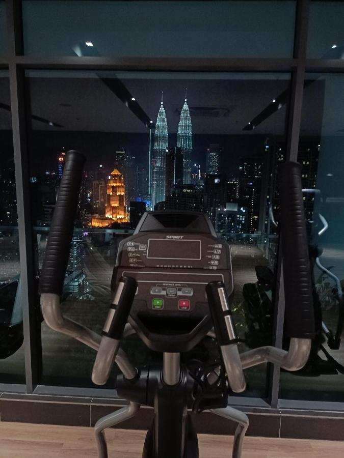 Апартаменты Cl 27A Insta Klcc View & Infinity Pool View Куала-Лумпур Экстерьер фото