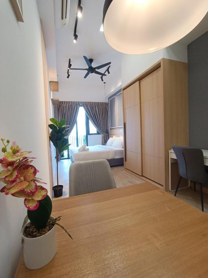 Апартаменты Cl 27A Insta Klcc View & Infinity Pool View Куала-Лумпур Экстерьер фото
